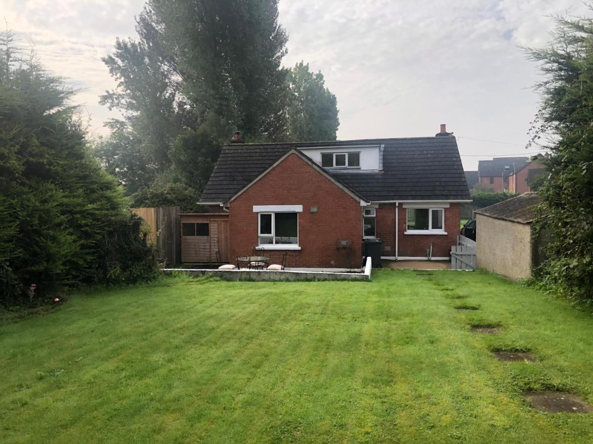 Fairway House Villa Carrickfergus Luaran gambar